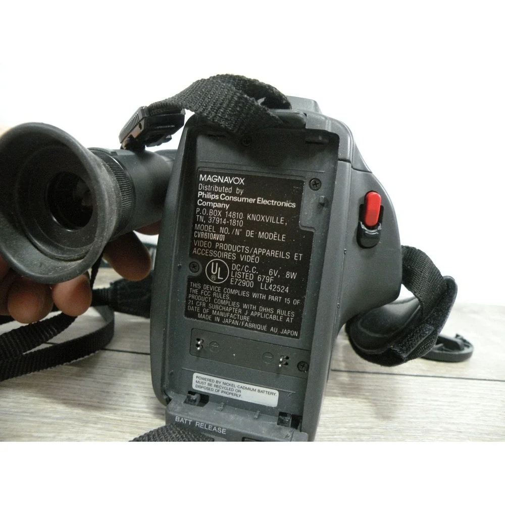Magnavox CVR600AV01 Easy Cam Vhs-c Camcorder Black Flying Erase Head For Parts